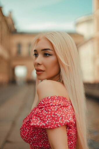 Проститутка Анжелика +7(981)136-33-84  СПБ