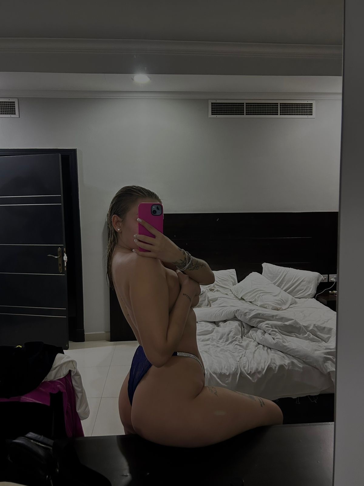 Проститутка Питера Вика с 1 размером груди предлагает интим услуги у метро Гостинный Двор  +7(911)263-23-04 - фото 5