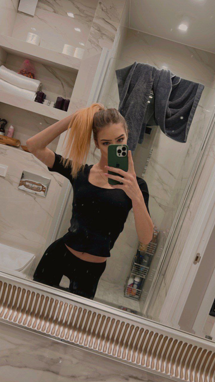 Индивидуалка Питера Катюша с 3 размером груди предлагает интим услуги у метро Площадь Александра Невского  +7(981)214-21-80 